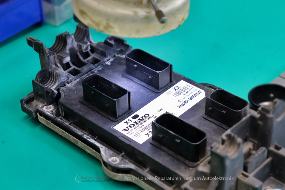 EBS7 Knorr Bremse Steuergerät Reparatur Volvo FH/FM